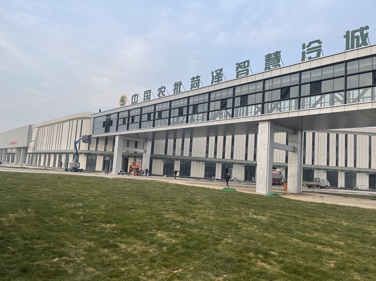 山東菏澤某公司選中御衛(wèi)仕洗地機、工業(yè)吸塵器等清潔設(shè)備